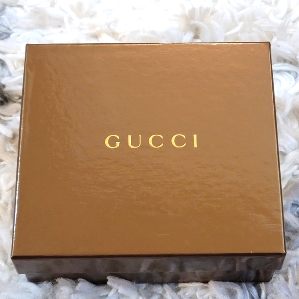 BEAUTIFUL GUCCI TRIFOLD WALLET